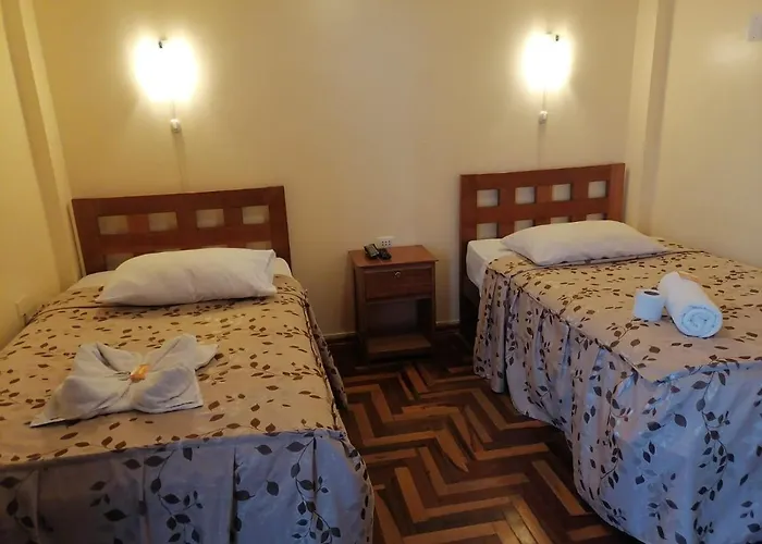 Frühstückspension Suyay 3*
